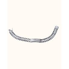 Stylish Silver-Tone Men’s Bracelet with Textured Links and Sleek Centerpiece Stylish Silver-Tone Men’s Bracelet with Textured Links and Sleek Centerpiece