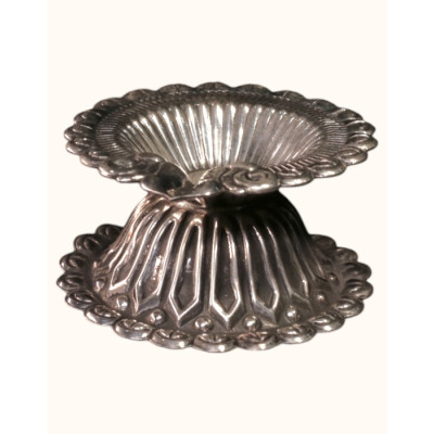 Exquisite 92.5 Sterling Silver Handcrafted Pedestal for Idols or Lamps